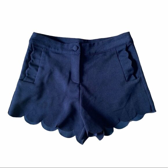 VINTAGE Annabella Blue Scalloped Dress Shorts - Picture 1 of 6